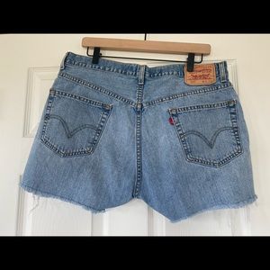 Levi’s 505 jean cut off shorts W36